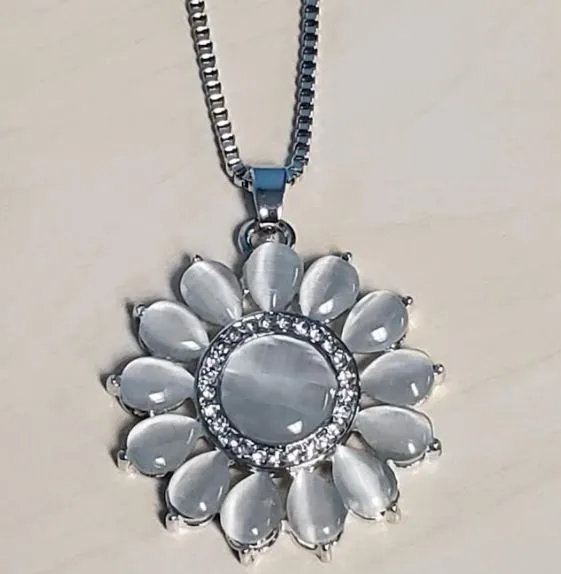 N1649 Silver Moonstone Rhinestone Flower Necklace with FREE Earrings