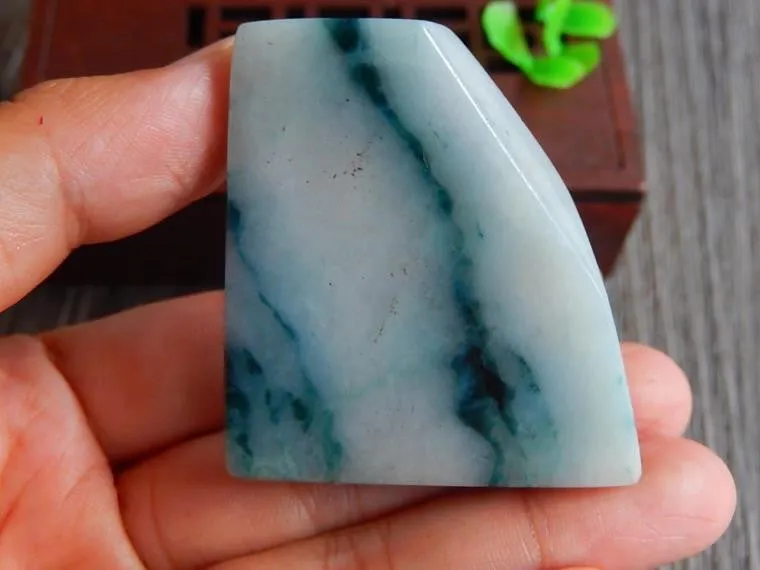 Natural Jade Rough Jadeite Raw (43g, 49X42X8mm)
