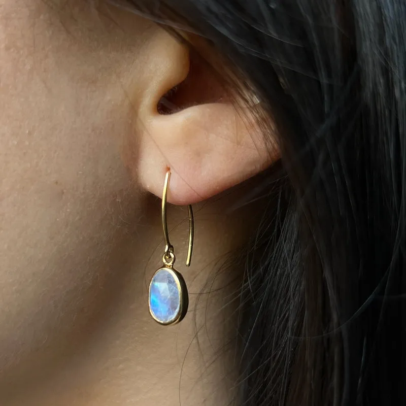 Pulki Earring, Rainbow Moonstone, Gold